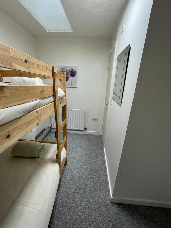Bridge Street En Suite Rooms Merthyr Tydfil Exterior photo