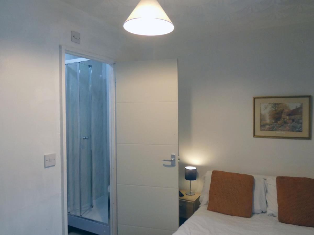 Bridge Street En Suite Rooms Merthyr Tydfil Exterior photo