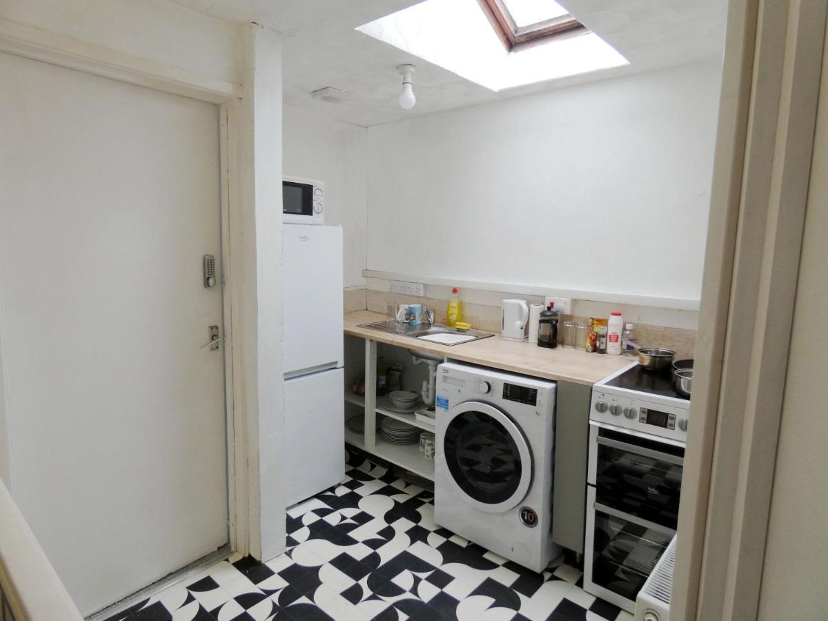 Bridge Street En Suite Rooms Merthyr Tydfil Exterior photo