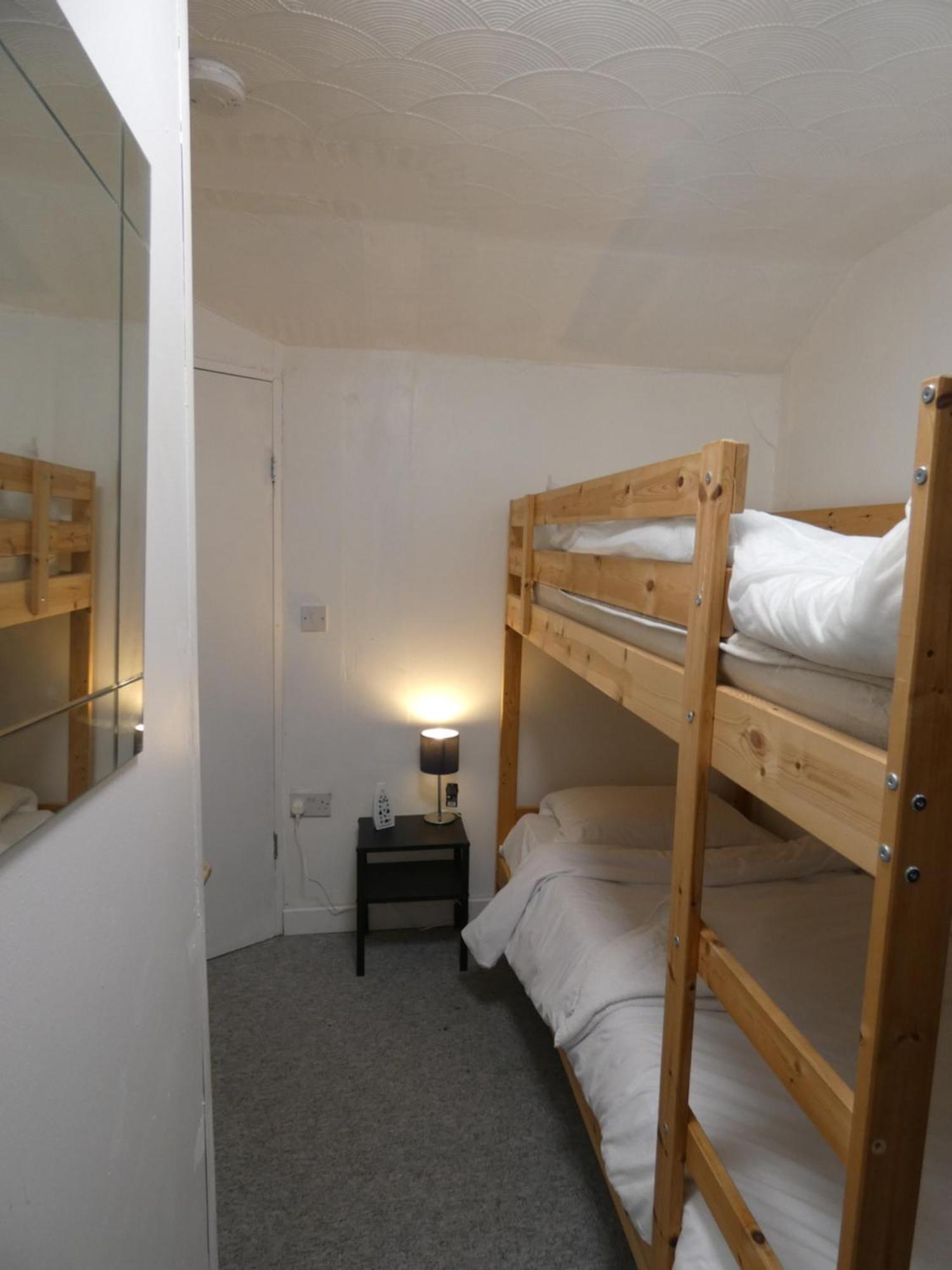 Bridge Street En Suite Rooms Merthyr Tydfil Exterior photo